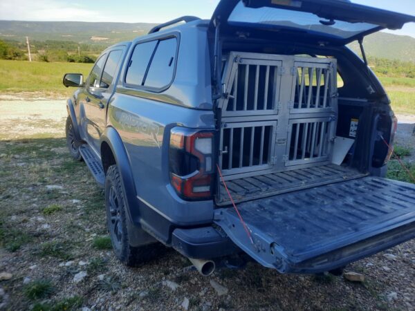 Caisse à chien sur mesure